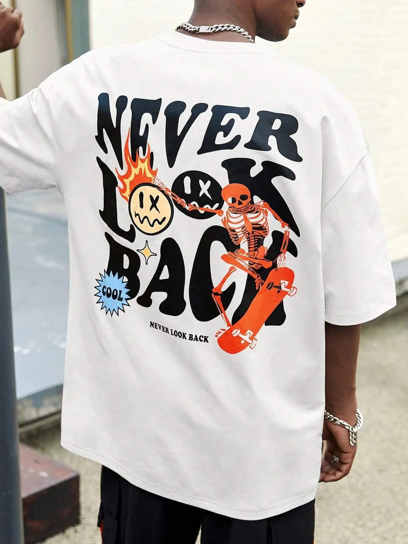 Trendy Skull Print Cartoon Tee - Stylish 100% Cotton Crewneck for Men - Authentifactor